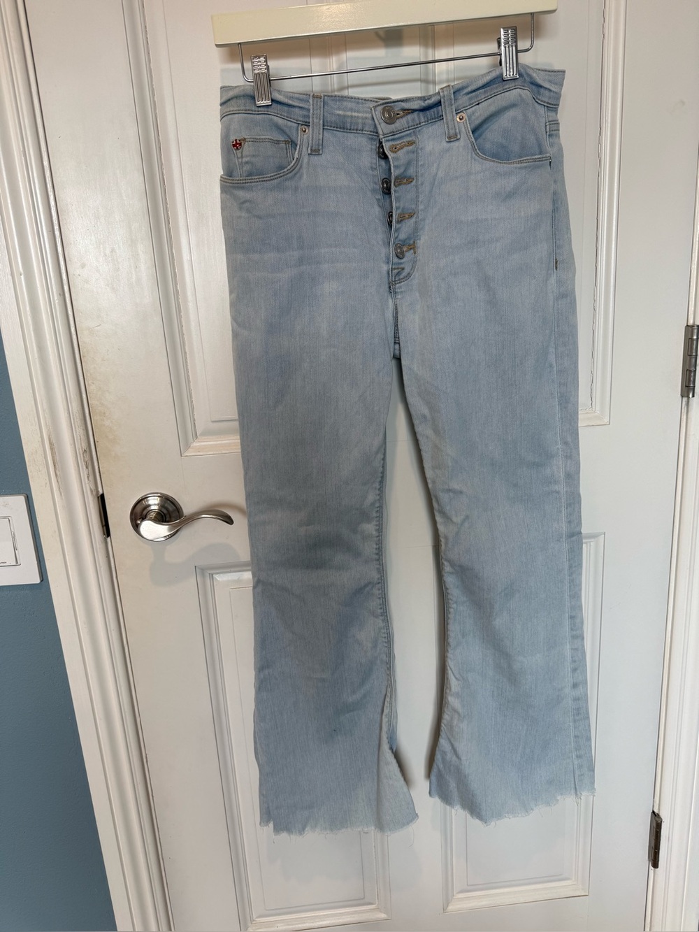 Women’s Hudson Flare Jeans with Frayed Hem (sz 27)